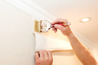 Pose de papier peint à Verton — revêtements muraux et toiles de verre